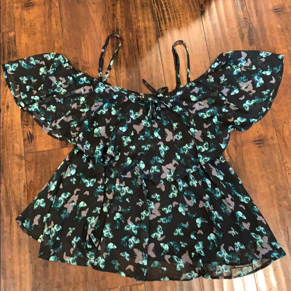 Butterfly print cold shoulder top